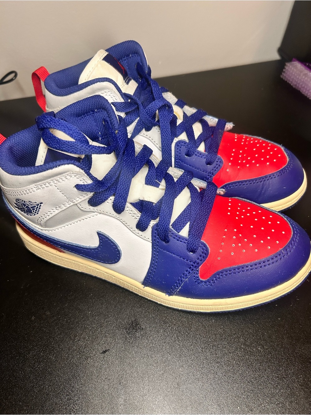 Nike Kids Mid-Top Sneakers in Red, Blue & White